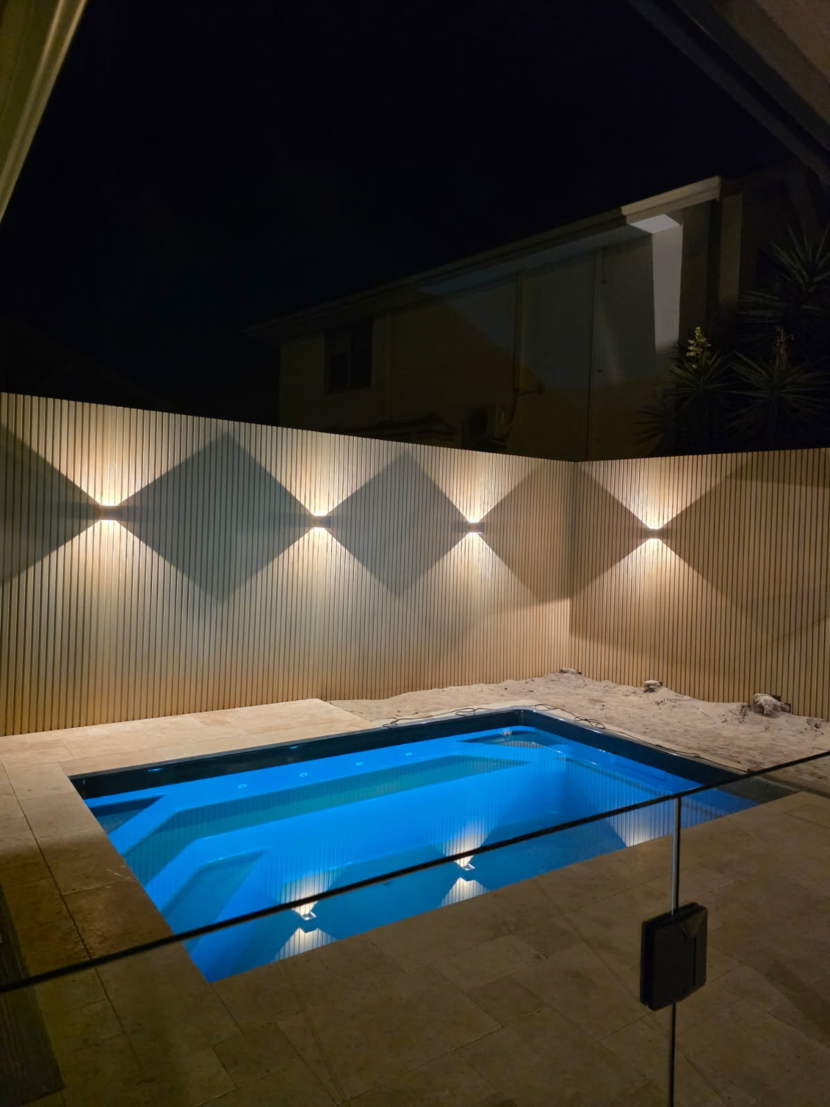 Plunge Pool & Feature Wall
